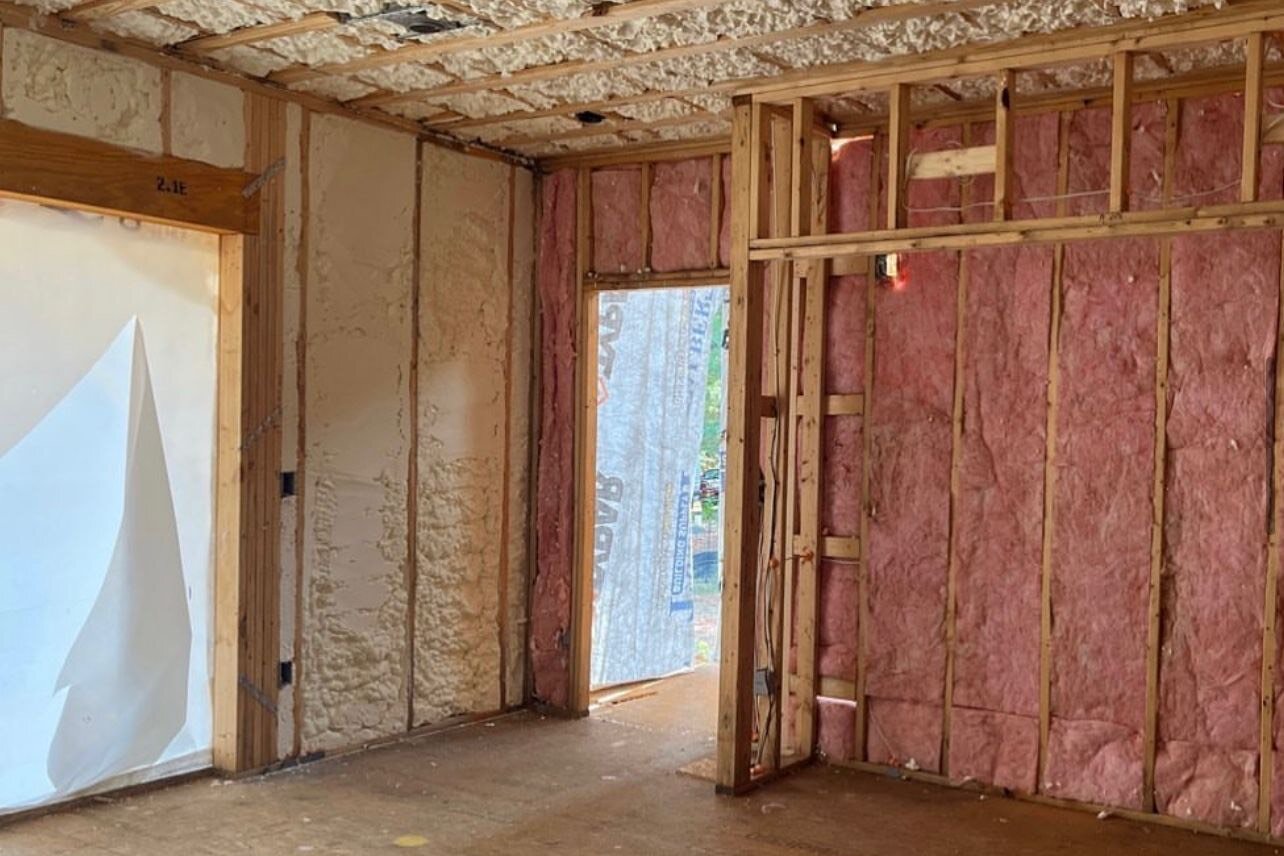 gomez-construction-services-insulation-in-walls